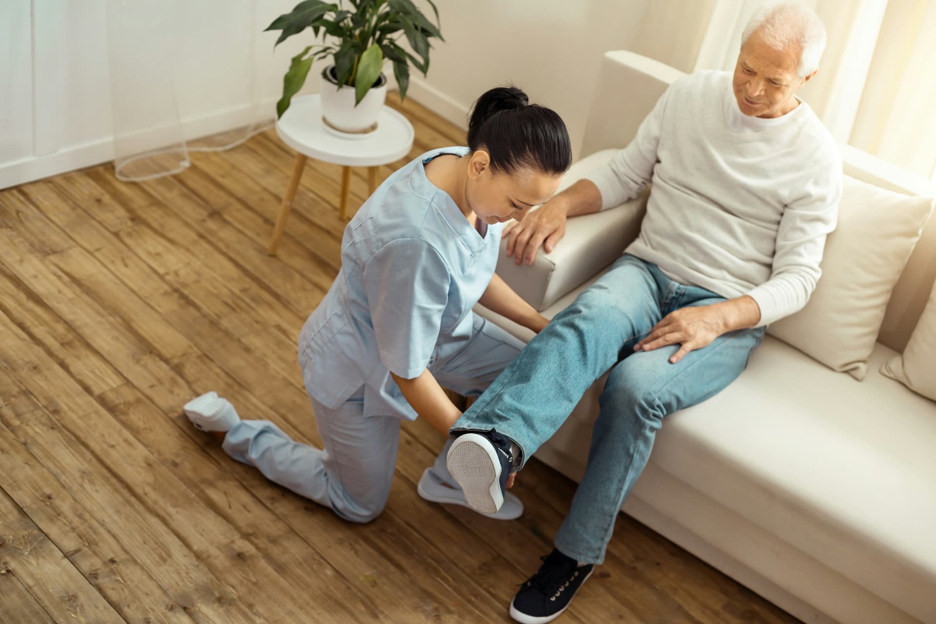 Care team collaborating to provide the best patient care